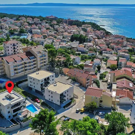 Beautiful In With Swimming Pool Baska Voda